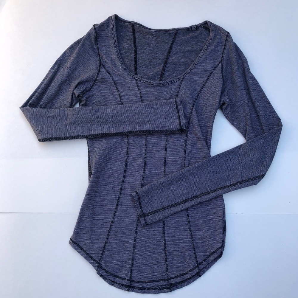 Lululemon top